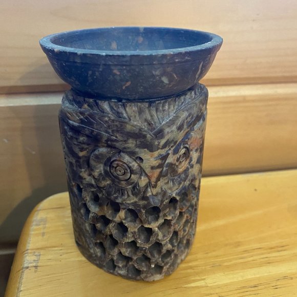 Elegant Expressions Soapstone Owl Oil Warmer 5/$25 - Picture 1 of 3